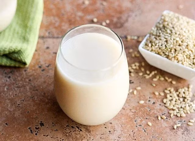 Loại đồ uống được ví như "nước yến bình dân" dễ chế biến làm sạch ruột - Ảnh minh họa