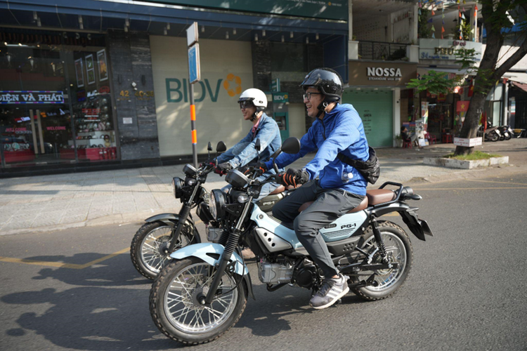 Điều chỉnh tay côn và phanh sao cho phù hợp, thoải mái