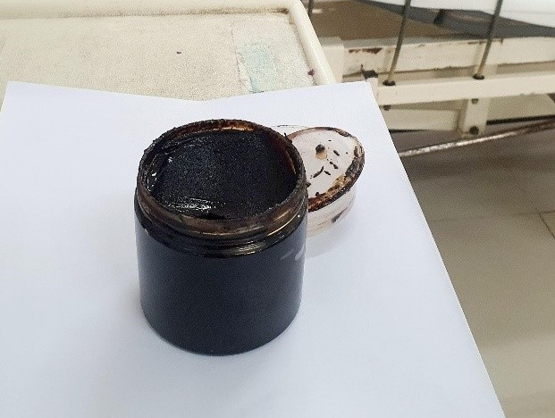 Cao thuốc có chứa cây mã tiền người bệnh uống