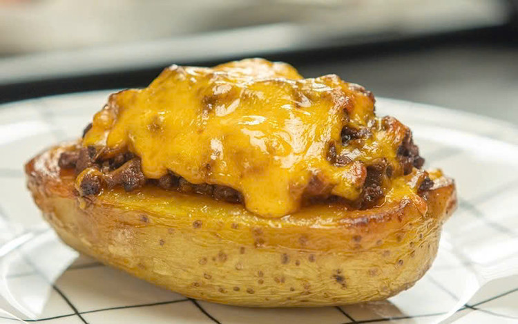 Khoai tây nhồi thịt bò. Ảnh Internet