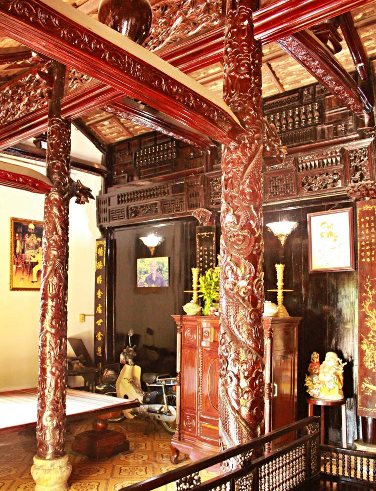 Kham gia ngoi nha co “ngon” 300 cay vang cua dai gia Binh Duong-Hinh-7