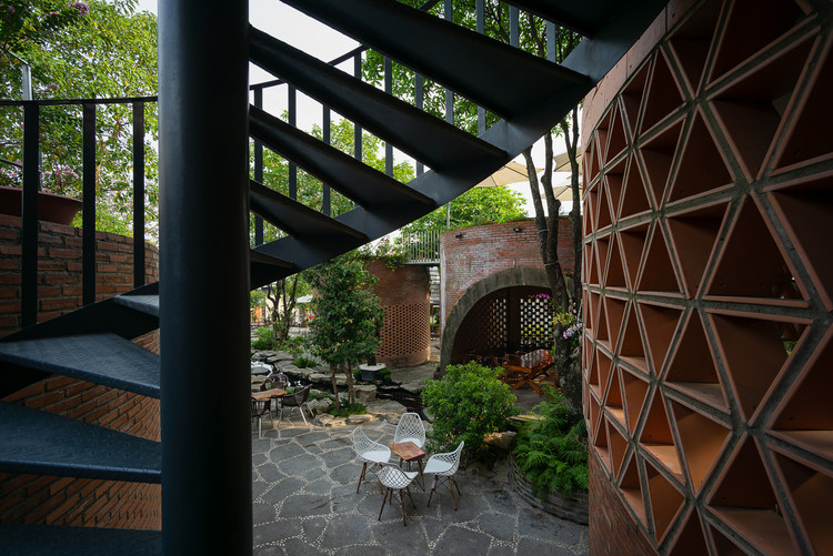 “Boc” cay xanh, quan ca phe Dong Nai khien bao My tram tro-Hinh-10