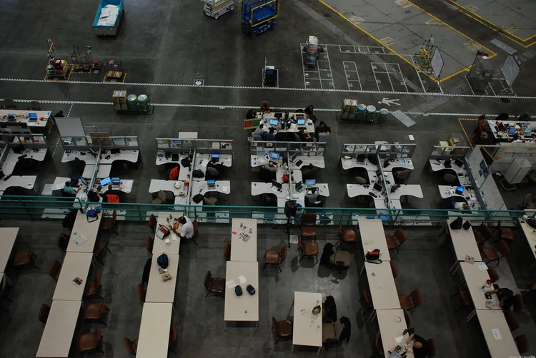 Muc so thi nha may san xuat may bay lon nhat the gioi-Hinh-11