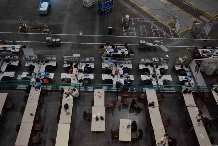 Muc so thi nha may san xuat may bay lon nhat the gioi-Hinh-11