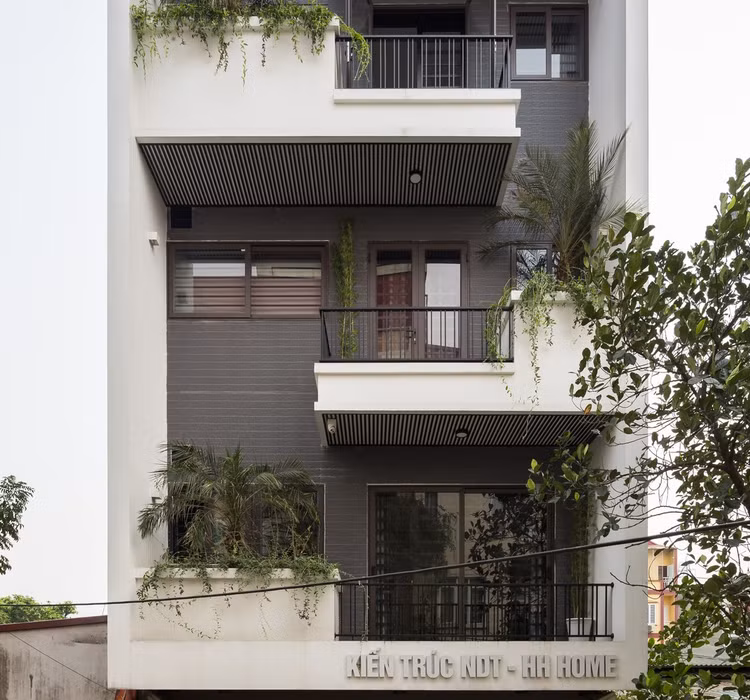 Thiet ke mat tien so le, nha Bac Ninh gay “sot” tren bao My