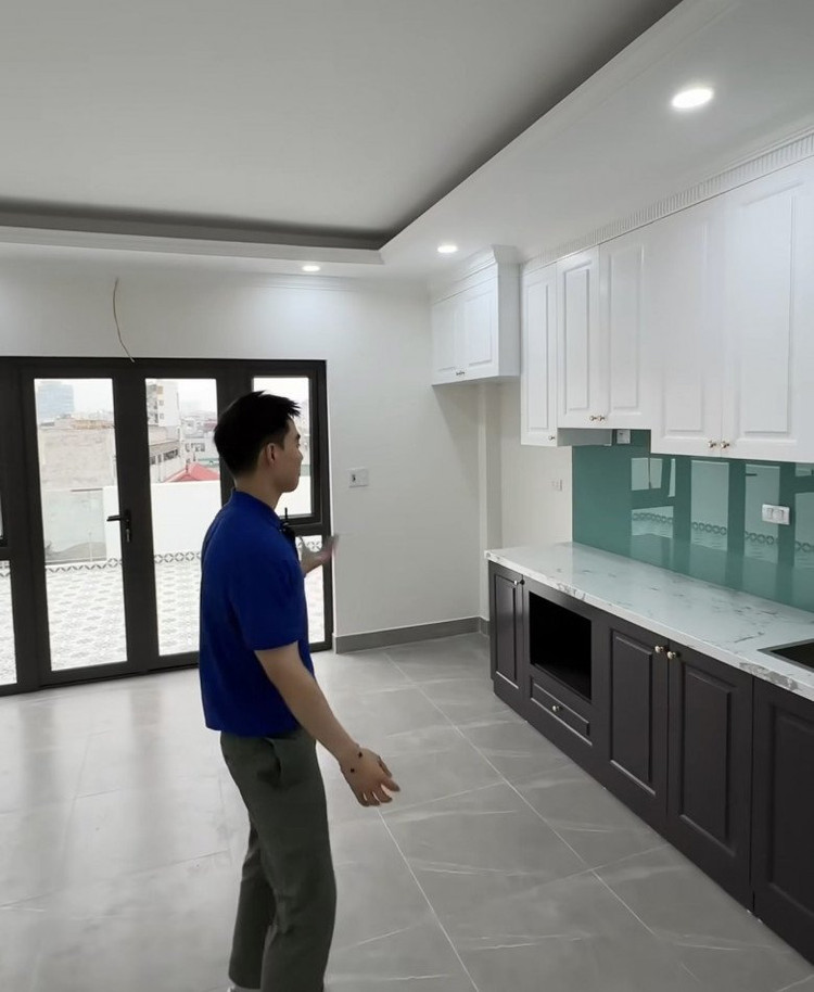 Can canh ngoi nha 7 tang giua Ha Noi cua TikToker Tun Pham-Hinh-8