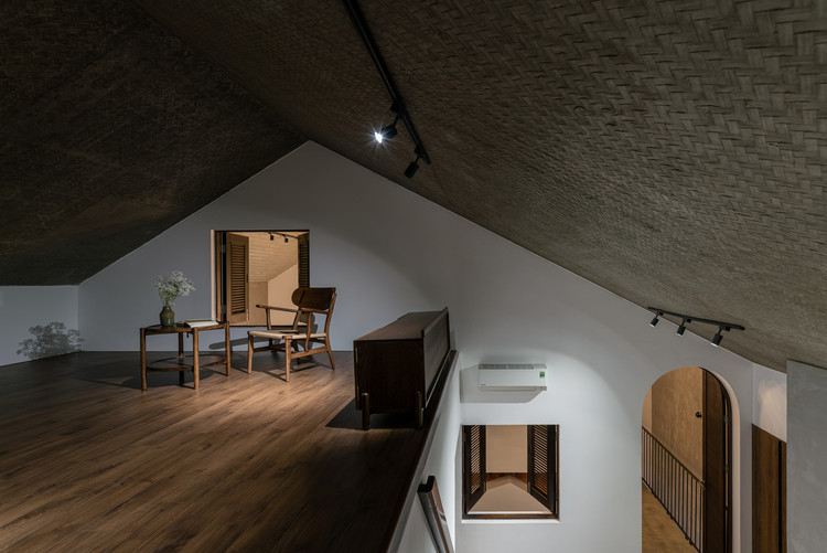 “Sung sot” ngoi nha lon chua 3 ngoi nha nho-Hinh-11