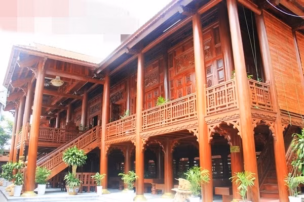 Co gi trong nha san go lim 200 ty cua dai gia Dien Bien?-Hinh-3