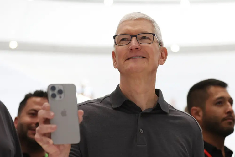 Khoi tai san cua CEO Apple Tim Cook vua den Viet Nam-Hinh-9