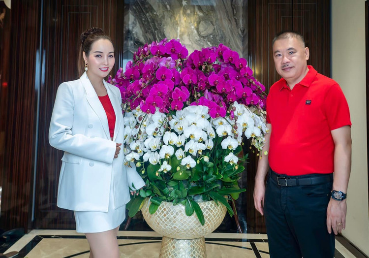 Ben trong biet thu phu kin cay xanh cua Mai Thu Huyen-Hinh-10