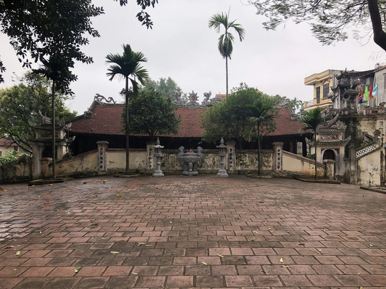 Ve dep cua ngoi nha co 200 tuoi “hiem co” giua Ha Noi