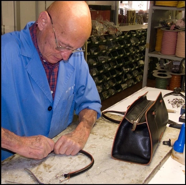 Tan thay quy trinh san xuat tui hang hieu gia len toi trieu do-Hinh-13