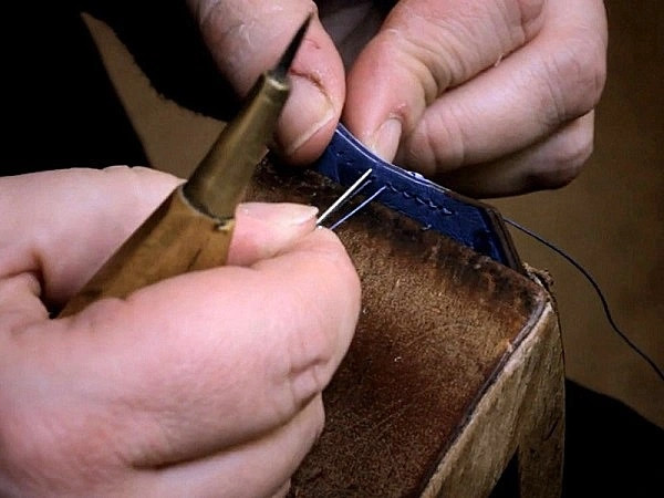 Tan thay quy trinh san xuat tui hang hieu gia len toi trieu do-Hinh-10