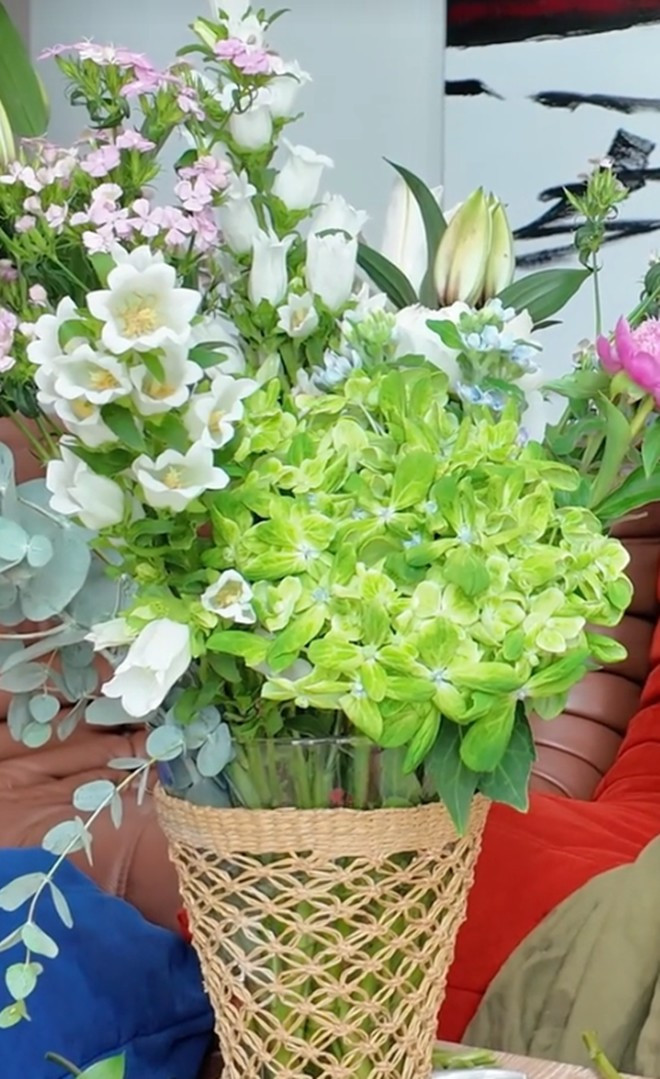 Can canh penthouse 450m2 ngam song Sai Gon cua diva Hong Nhung-Hinh-7