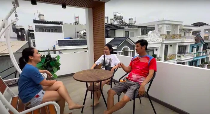 Ben trong nha moi 7 ty “ai mua ban luon” cua MC Cat Tuong-Hinh-11