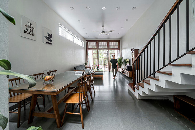 Xay tren dat meo, nha ong van ngap tran anh sang va cay xanh-Hinh-5