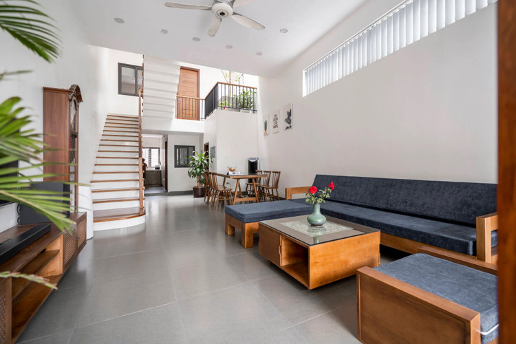 Xay tren dat meo, nha ong van ngap tran anh sang va cay xanh-Hinh-4