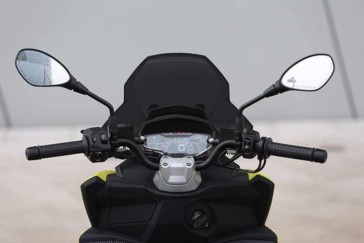 Aprilia SR GT 200 moi tu 106 trieu dong, thach thuc Honda ADV-Hinh-4