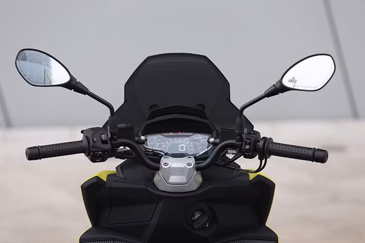 Aprilia SR GT 200 moi tu 106 trieu dong, thach thuc Honda ADV-Hinh-4