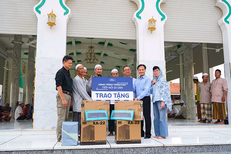 Trai nghiem Ford Territory - kham pha mien Tay, tiep noi di san-Hinh-4