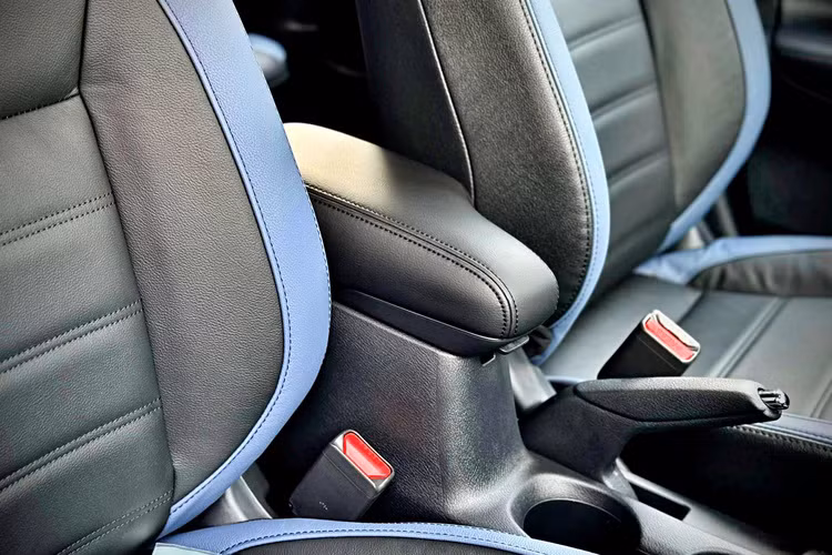 Nissan Almera moi ra mat Viet Nam dang giam hang chuc trieu dong-Hinh-8