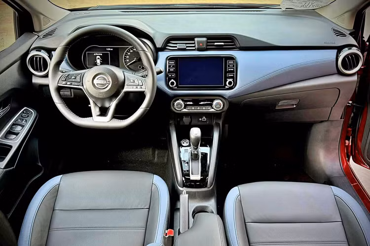 Nissan Almera moi ra mat Viet Nam dang giam hang chuc trieu dong-Hinh-6