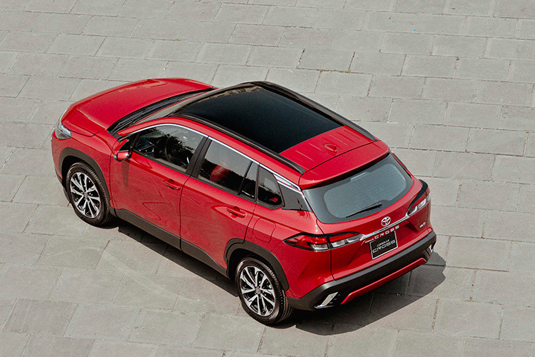 Can canh Toyota Corolla Cross 2024 tai Viet Nam, cao nhat 913 trieu dong-Hinh-3