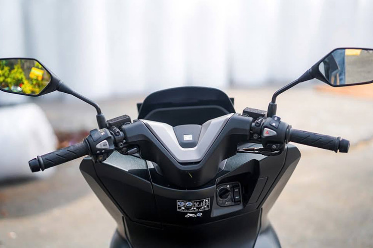 Can canh Honda PCX 2025 tai Viet Nam, 