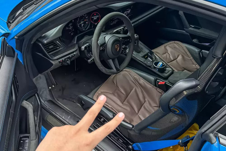 Porsche 911 GT3 hon 16 ty, 