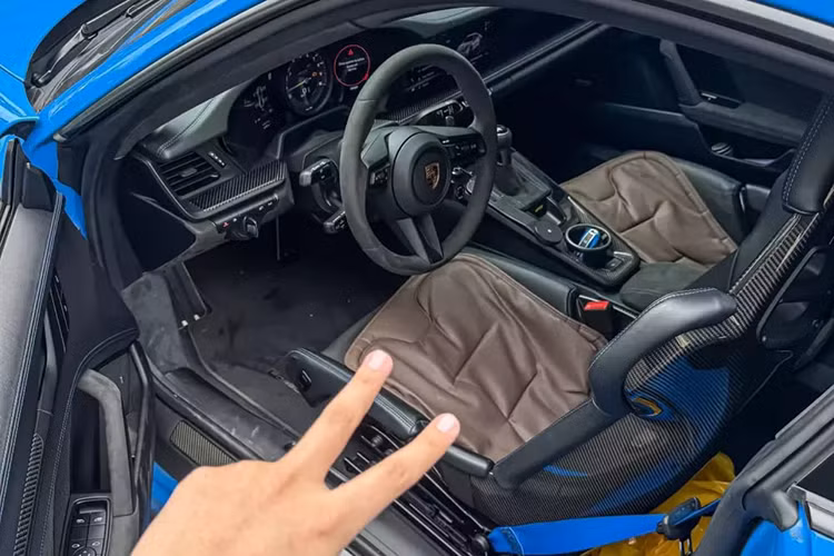 Porsche 911 GT3 hon 16 ty, 