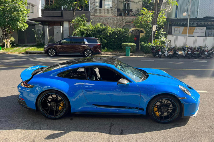 Porsche 911 GT3 hon 16 ty, 