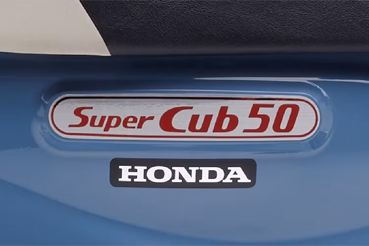 Cận cảnh Honda Super Cub 50 cuối cùng, từ 49 triệu đồng - Hình 9 Can canh Honda Super Cub 50 cuoi cung, tu 49 trieu dong-Hinh-9