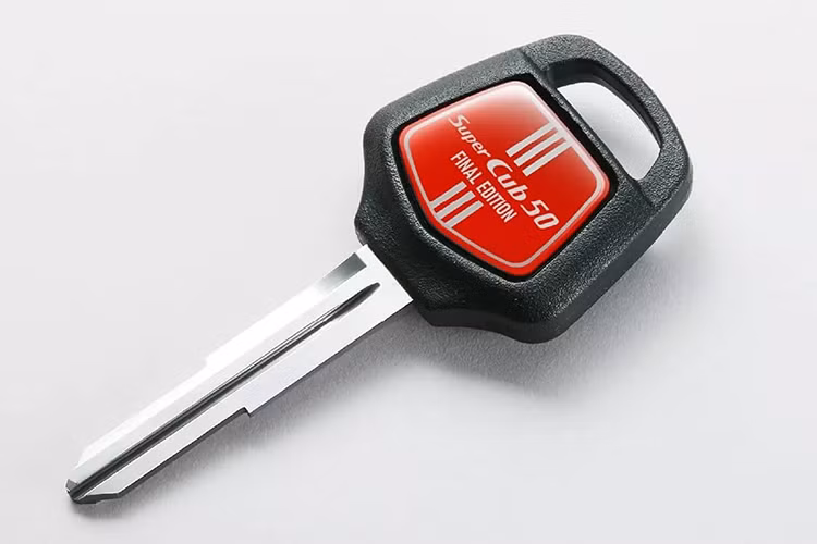 Cận cảnh Honda Super Cub 50 cuối cùng, từ 49 triệu đồng - Hình 5 Can canh Honda Super Cub 50 cuoi cung, tu 49 trieu dong-Hinh-5