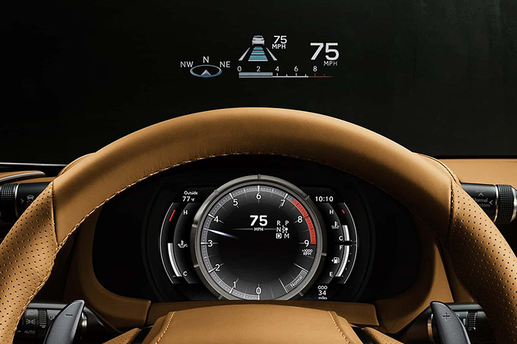 Các gói tùy chọn bổ sung thêm cho Lexus LC500 2025 các trang bị như hệ thống treo thể thao, vi sai chống trượt giới hạn, nội thất bọc da và hệ thống âm thanh Mark Levinson 13 loa cao cấp.