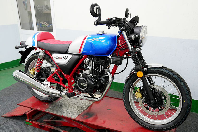 Can canh Honda CGX150 Cafe Racer dac biet, hon 78 trieu dong