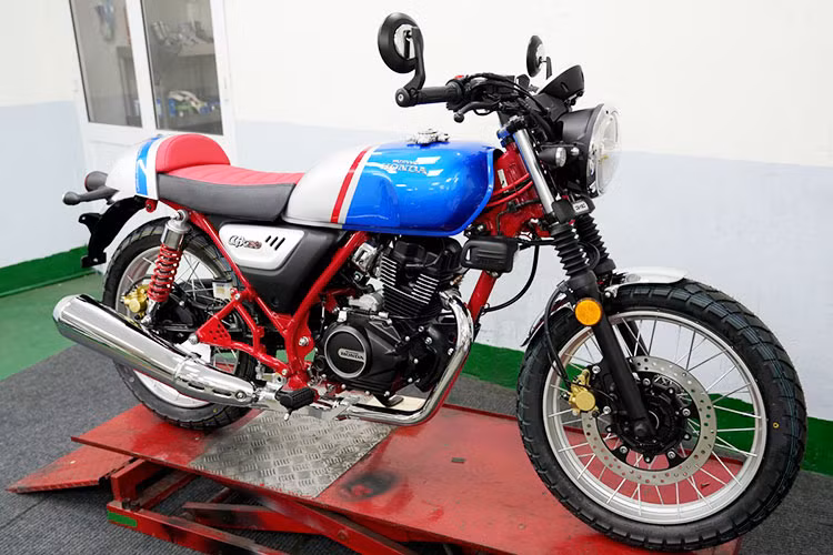 Can canh Honda CGX150 Cafe Racer dac biet, hon 78 trieu dong