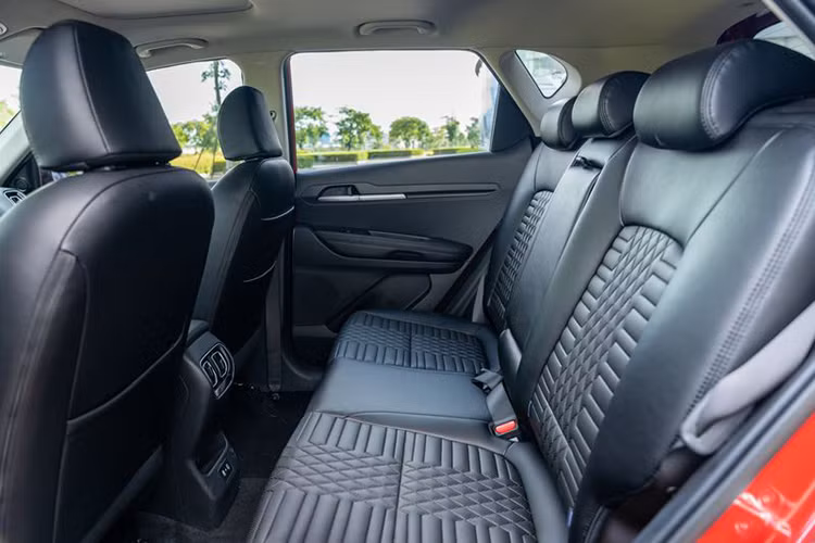 Can canh Kia Sonet 2024 tai Viet Nam, nang cap cong nghe dang tien-Hinh-9