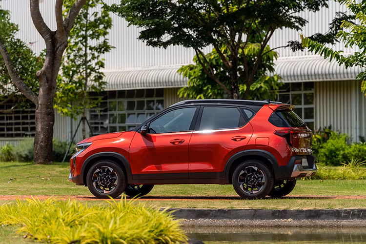 Can canh Kia Sonet 2024 tai Viet Nam, nang cap cong nghe dang tien-Hinh-2