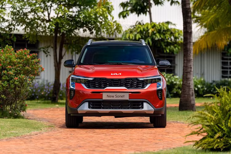 Can canh Kia Sonet 2024 tai Viet Nam, nang cap cong nghe dang tien-Hinh-3