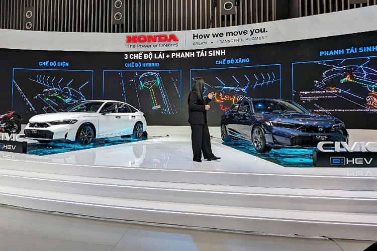 Chi tiet Honda Civic 2025 tai Viet Nam, cao nhat 999 trieu dong-Hinh-11