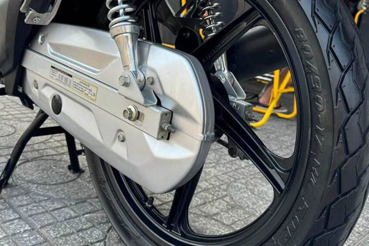 Can canh Honda Wave 125i nhap Thai, dat gap doi Future o Viet Nam-Hinh-8