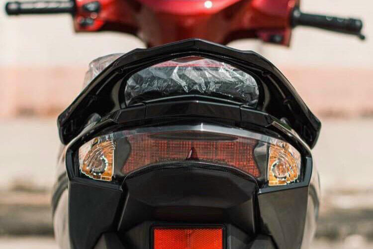 Can canh Honda Wave 125i nhap Thai, dat gap doi Future o Viet Nam-Hinh-6