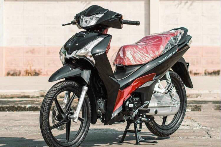 Can canh Honda Wave 125i nhap Thai, dat gap doi Future o Viet Nam