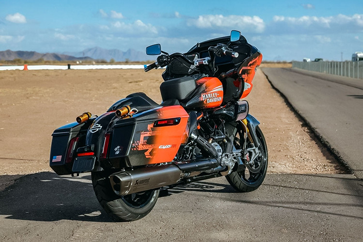 Sieu pham Harley-Davidson Road Glide CVO 