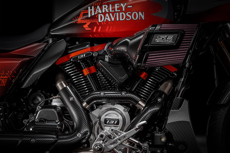 Sieu pham Harley-Davidson Road Glide CVO 