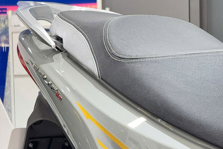 Chi tiết Vinfast Feliz NEO 2025 - "xe máy điện giá 31,9 triệu đồng - Hình 7 Chi tiet Vinfast Feliz NEO 2025 -