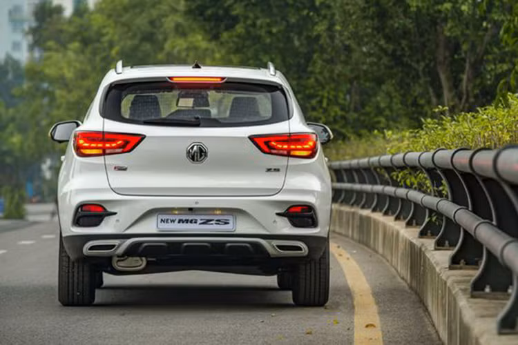 Tam gia 500 trieu dong, chon mua oto gam cao nao 