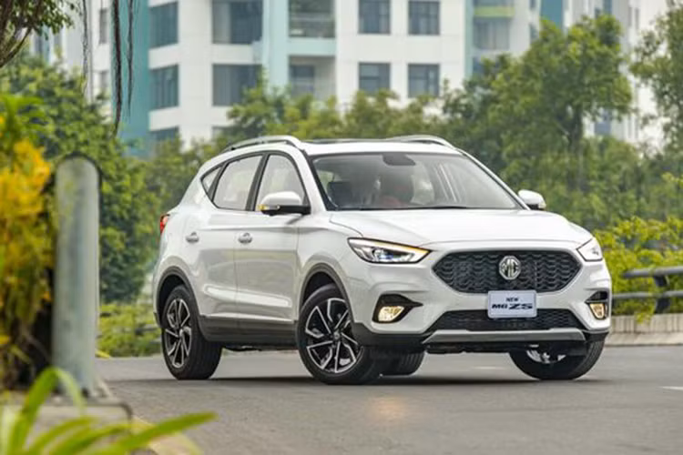 Tam gia 500 trieu dong, chon mua oto gam cao nao 