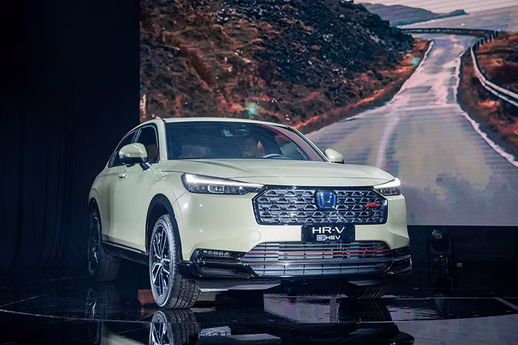 Honda HR-V hybrid 2025 ra mat Viet Nam, chot gia 869 trieu dong-Hinh-4