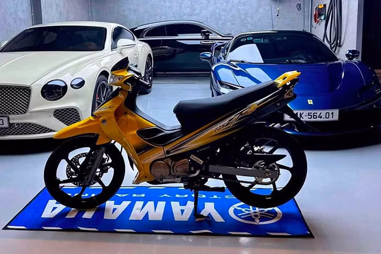 Mẫu xe 125ZR này được trang bị động cơ xy-lanh đơn, 2 thì, dung tích 125 cc, cho ra công suất 17 mã lực tại 8.000 vòng/phút, mô-men xoắn 16 Nm tại 7.500 vòng/phút. Xe sử dụng hộp số côn tay 6 cấp.